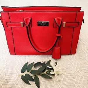 RED HAND BAG